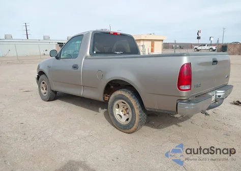 2002 Ford F-150 Xl/Xlt z USA, uszkodzony, nr VIN 1FTRF172X2KA61270